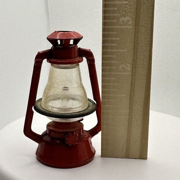 Miniature Vintage Die Cast Metal Lantern Pencil Sharpener 3” Red - Picture 5 of 5